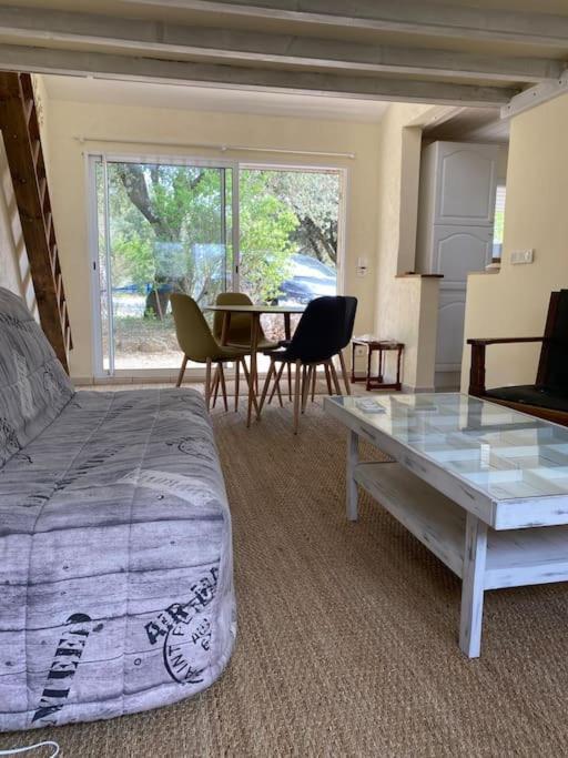 Grand Studio Salles-sous-Bois Ngoại thất bức ảnh
